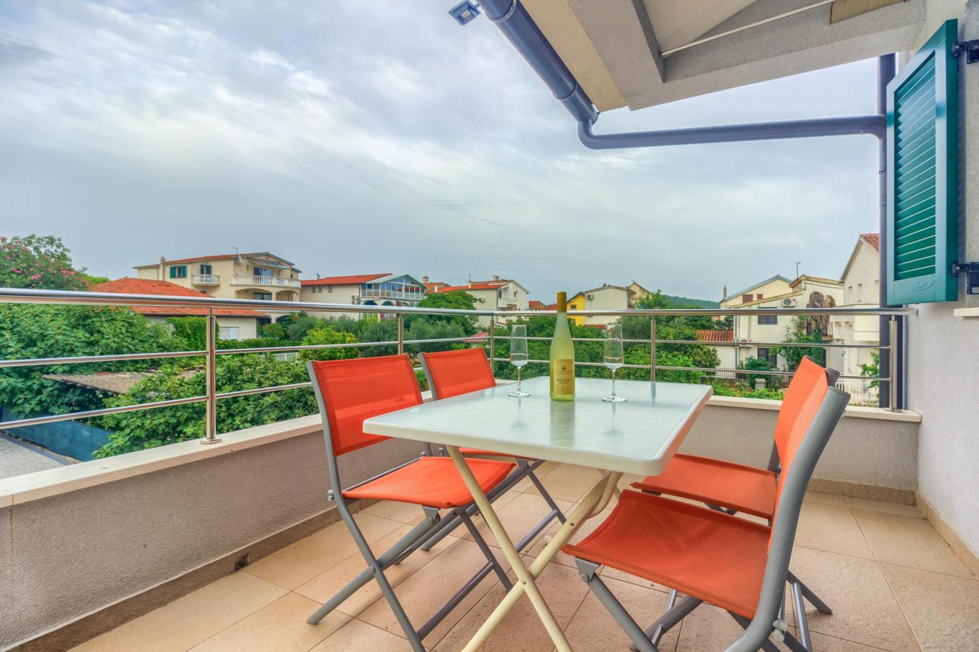 Apartmani Mato Pirovac Exteriér fotografie