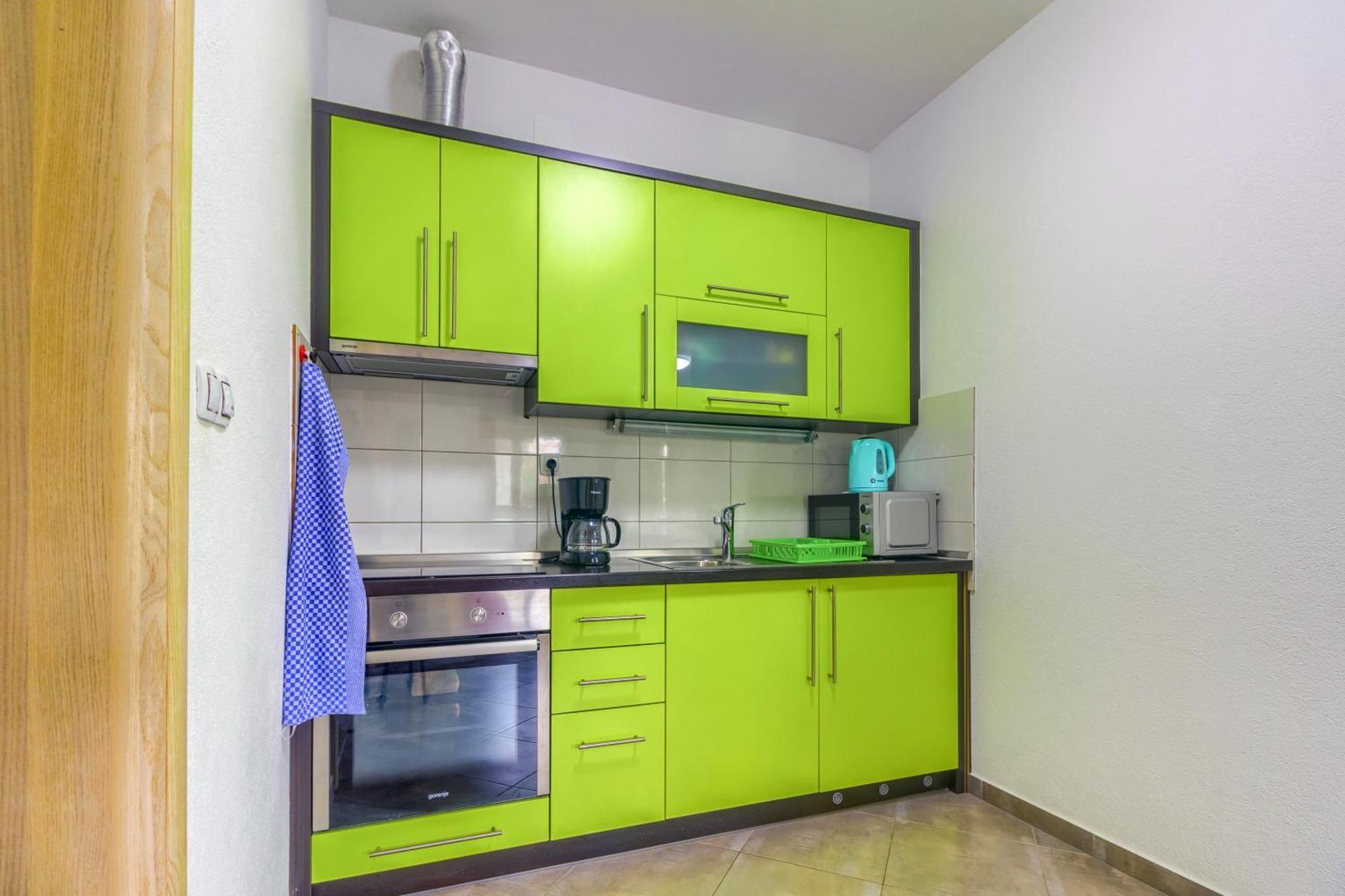 Apartmani Mato Pirovac Exteriér fotografie