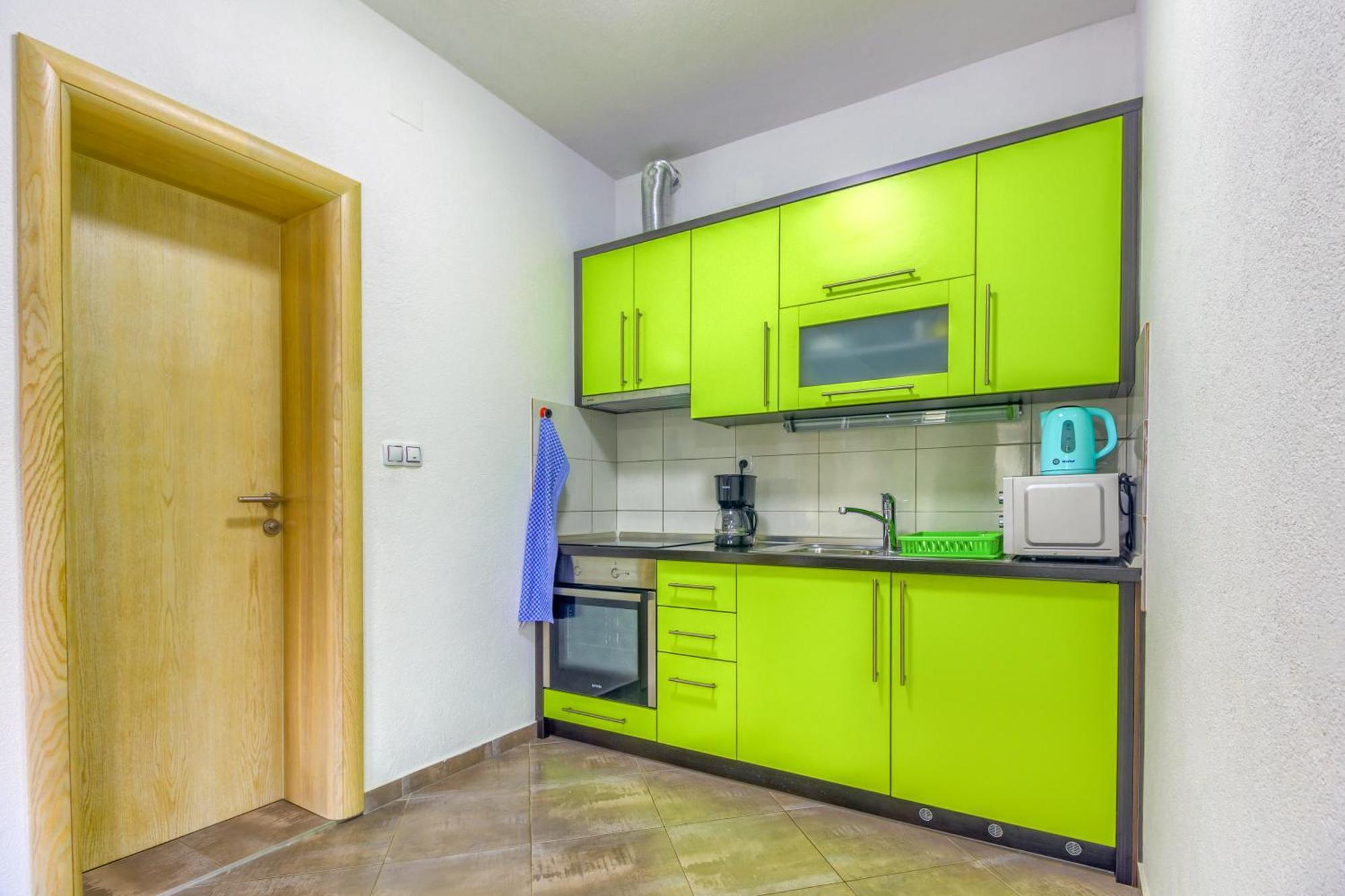 Apartmani Mato Pirovac Exteriér fotografie